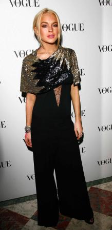 (2009) Asiste a la fiesta por el aniversario número 90 años de la revista Vogue