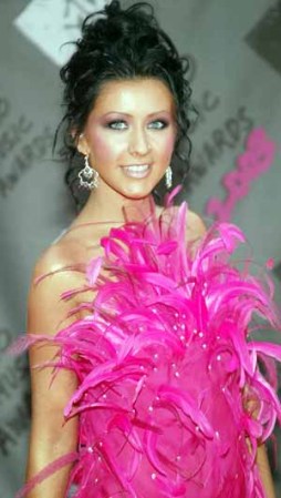 Christina Aguilera deslumbrante en el 2003, en los premios MTV Video Music Awards.