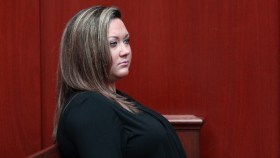 Arrestan a esposa de Zimmerman