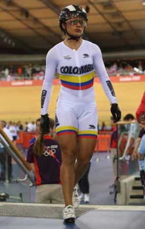 DIA 7: Juliana Gaviria Rendón, de Colombia, tras competir en ciclismo.