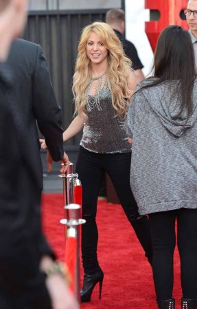 Shakira: radiante en la presentación de su nuevo disco