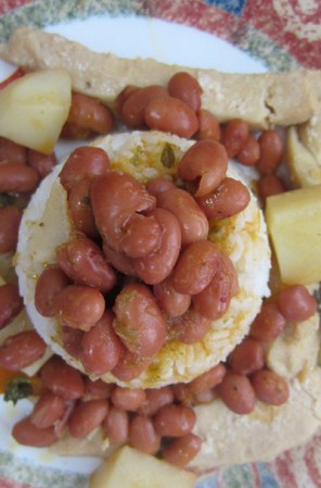 Arroz y frijoles.