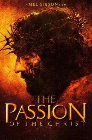 La primera opción, por supuesto, es la inevitable "Tha passion of the Christ", la polémica cinta de Mel Gibson que amerita verla una vez por año para volver a conectarse desde las entrañas con la historia de Jesús.