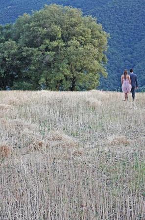 El campo: No tienen que sacar tickets ni armar maletas. Solo precisan una canasta de delicias para hacer un picnic y muchas ganas de estar juntos ¿Qué mejor idea que pasar un día de campo con tu amor?