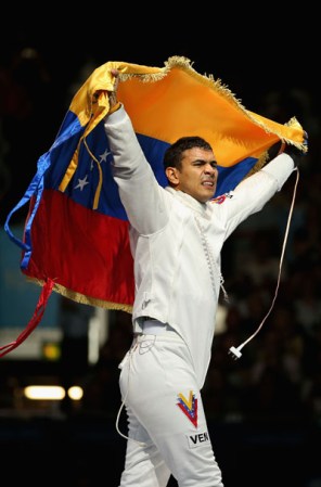 Día 5: El esgrimista Rubén Limardo conquistó la primera medalla de oro para Venezuela al ganar la final de espada individual.