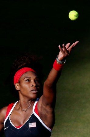 Día 7: La estadounidense Serena Williams triunfa en las semifinales de tenis y logra su pase a la final para competir en el tenis por la presea dorada.