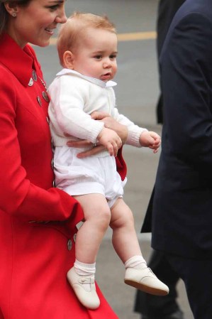 Kate Middleton: el viento le jugó una mala pasada que dejó entrever sus torneadas piernas.