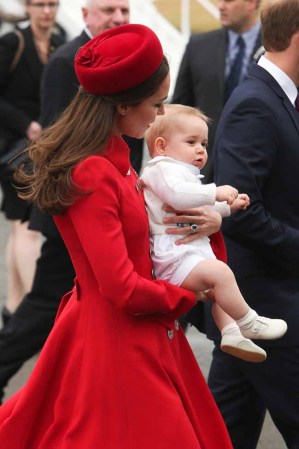 Kate Middleton: el viento le jugó una mala pasada que dejó entrever sus torneadas piernas.