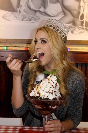 Michelle Aguirre, la cubana de Hialeah que se convirtio en Miss Florida 2013 y competirá en el Miss USA en Las Vegas.