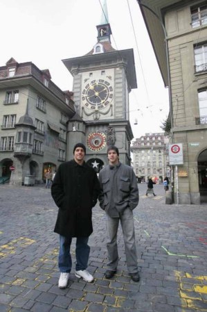 The Clock Tower (Zeitglockenturm) en Berna, Suiza. Suiza ocupa el octavo lugar. El 72% de los suizos tiene sexo.