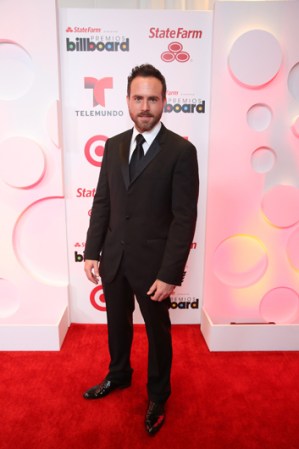 Erik Hayser, protagonizará “Tierra de Reyes” junto a Aylin Mujica.