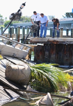 Unas 100 personas estaban en la terraza del Shuckers Bar & Grill al mismo tiempo