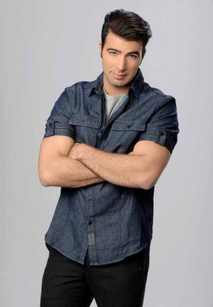 Jencarlos Canela es Bruno Hurtado