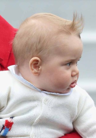 Kate Middleton: el viento le jugó una mala pasada que dejó entrever sus torneadas piernas.