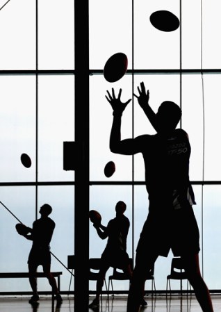 MELBOURNE, AUSTRALIA practica de jugadores del Kangaroos de la AFL.