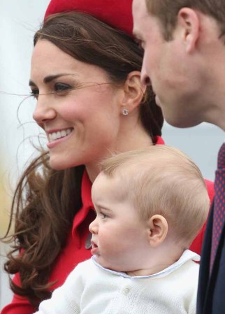 Kate Middleton: el viento le jugó una mala pasada que dejó entrever sus torneadas piernas.