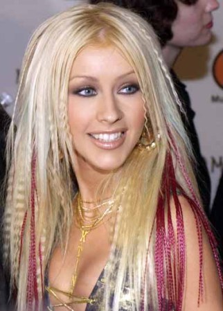 Christina Aguilera luce brillante en los premios My VH1 Music Awards, en California.