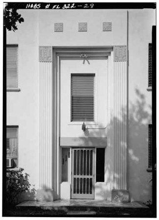Miami Beach tiene una de las más vastas colecciones de edificios art déco en el mundo que fueron construidos entre los años 20 y los 40.