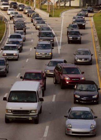 El documento clasifica a la región sur de Florida, que incluye Miami-Dade, así como los condados de Broward y Palm Beach, en el puesto 11 entre las 15 áreas urbanas con la peor congestión.