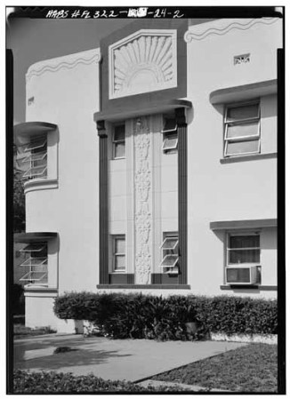 Miami Beach tiene una de las más vastas colecciones de edificios art déco en el mundo que fueron construidos entre los años 20 y los 40.