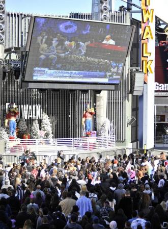 Desde allí y gracias a una pantalla gigante pudieron participar en el homenaje que se le cumplió a la Diva de la Banda.