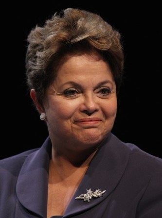 Dilma Rouseff. La presidenta de Brasil ejerce su poder sobre 192 millones de personas. Mantiene uno de los más altos índices de aprobación (62%) que haya tenido un presidente brasileño en su historia.