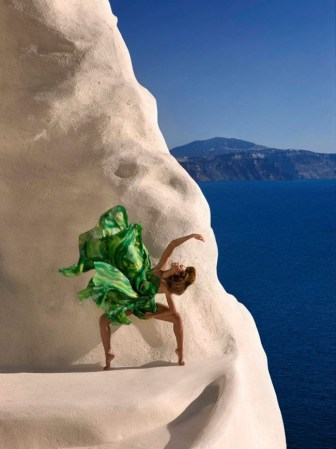 Sesión de fotos en Grecia para House of Deréon, Primavera 2010.