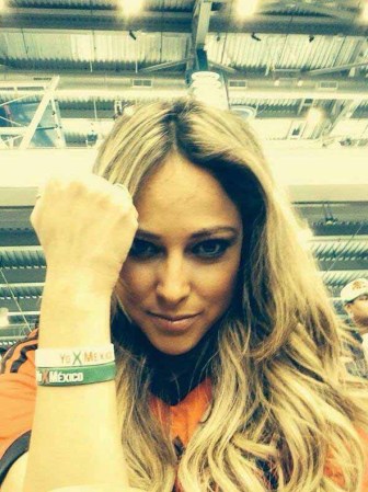La reportera mexicana que calienta el Mundial