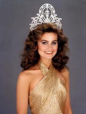 Miss Universo 1982, Karen Baldwin de Canadá