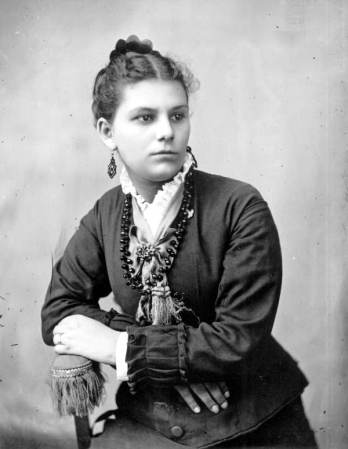Esta mujer ha quedado sin nombre, pero sin duda habrá dejado muchos recuerdos. (Década de 1890, Sarasota)