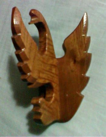 SU CORTINEROS EN FORMA DE CISNE DE CEDRO $5 CUC EL PAR
