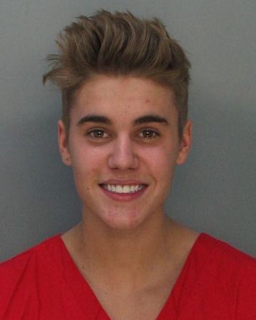 La foto policial de Justin Bieber.