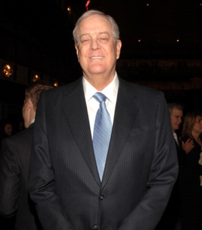 David Koch, hermano de Charles, posee la misma fortuna y ocupa también el sexto puesto: $34.000 M.