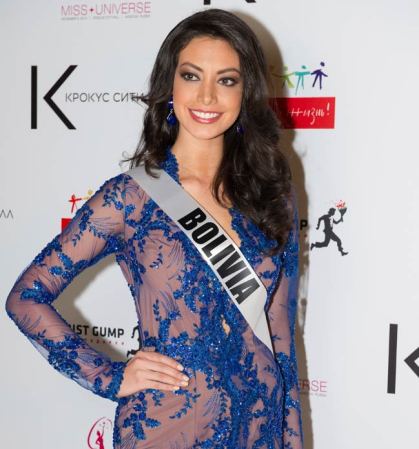 Las aspirantes a Miss Universo exhibieron modelitos de fantasía en Moscú, donde este 9 de noviembre se decidirá la ganadora.