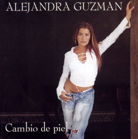 El título de "Cambio de piel", de 1996, quizás refleja el momento de la trayectoria de la artista, tras separarse profesionalmente de Blasco, quien la lanzó a la fama y produjo sus mayores éxitos de principios de los 90. "Toda la mitad" y "Ven" son los temas más famosos de este trabajo.