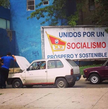 Consignas contradictorias... realidad contradictoria,