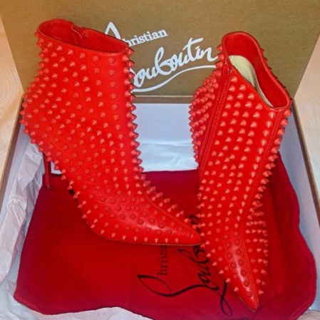 Los zapatos son la debilidad de Alejandra porque un recorrido por su perfil sería la envidia de cualquier fémina.