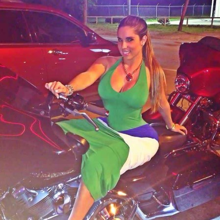 Kathy Ferreiro es una chica cubana de 21 años, que se ha convertido en un fenómeno mediático en las redes sociales, que dide que va a destronar a Kim Kardashian.