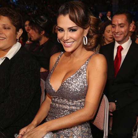 En los Latin Grammy Awards, Ninel Conde con su look súper sensual.
