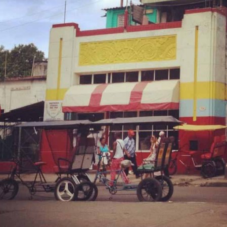 Habana de los colores pero también de las fachadas despintadas.