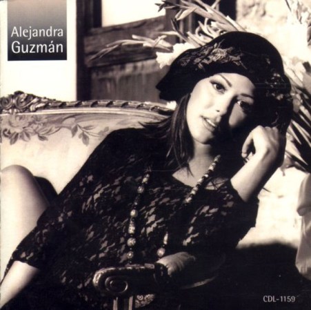 Luego de dar a luz a Frida Sofía, Alejandra regresó con "Libre" en 1993. "Mala hierba" y "Mírala, míralo" son canciones fundamentales del rock en español.