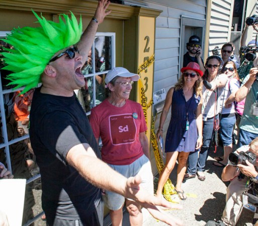 Washington se convirtió en el segundo estado que permite a la población comprar marihuana legalmente sin necesidad de una receta médica. Mira fotos del primer día de ventas en Seattle.