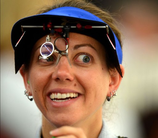 Jamie Lynn Gray, una de las chicas que representó a Estados Unidos en tiro con rifle en 50 metros, tres posiciones.