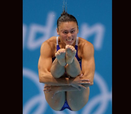 Y mira la mueca de la clavadista, Cassidy Krug, del equipo de Estados Unidos.