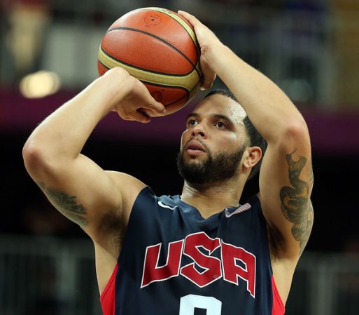 Deron Williams es del "Dream Team" de baloncesto. Porta un enorme tatuaje en ambos brazos.