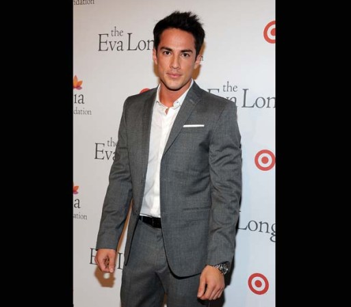 Michael Trevino – El actor de la mirada fija es mejor conocido por su actuación en la serie “The Vampire Diaries”.