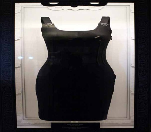 Algunos de los vestidos de Diana de Gales enseñados a la prensa no se habían exhibido nunca desde que la princesa los vistiese.