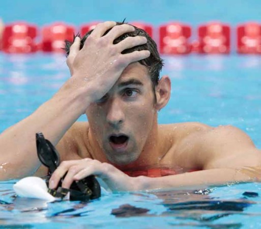 DIA 1: Michael Phelps, de Estados Unidos, tras la intensa competencia de los 400 metros varoniles, en la que solamente alcanzó el cuarto lugar.