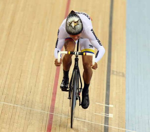 DIA 8: Juan Esteban Arango Carvajal, de Colombia, se mide en una prueba de ciclismo.