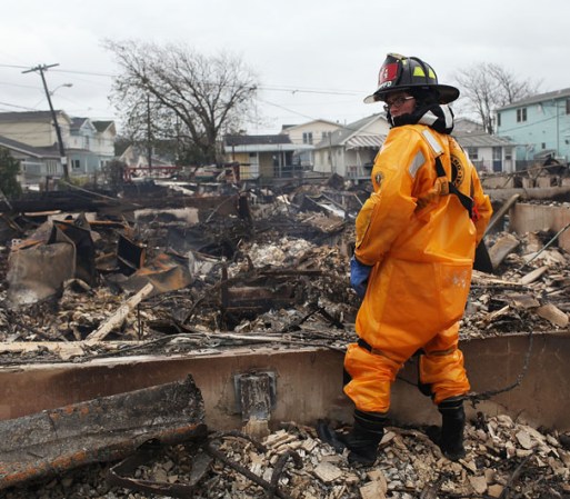 Veinte casas más resultaron afectadas por el incendio.